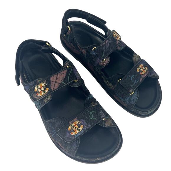 Chanel 2021 Floral CC Denim Quilted Dad Sandals - Picture 5 of 16